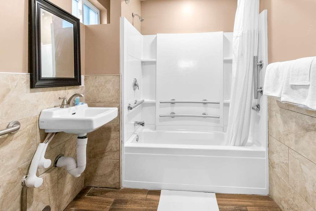 Americas Best Value Inn Avenel Woodbridge Pokoj fotografie