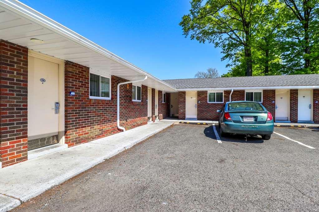 Americas Best Value Inn Avenel Woodbridge Exteriér fotografie